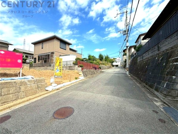 川西市萩原台西２丁目の土地