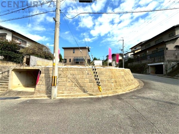 川西市萩原台西２丁目の土地