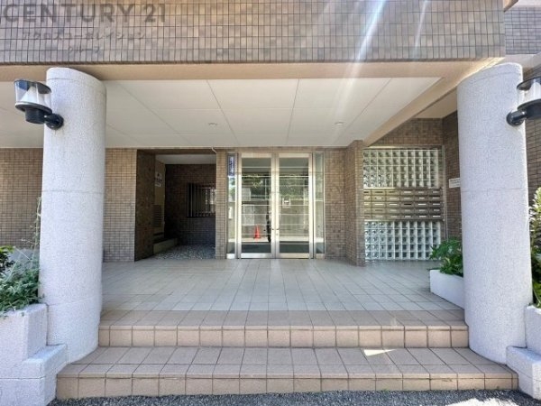 ステイツ雲雀丘花屋敷