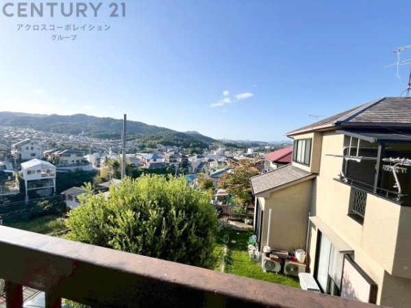 川西市錦松台の中古一戸建て