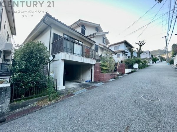 宝塚市ゆずり葉台2丁目売り土地