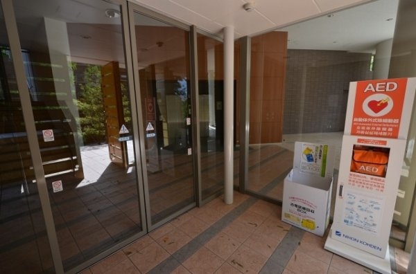 阪急日生ニュータウン花咲く丘の街A棟(エントランス)