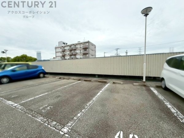 宝塚小浜コーポラス(駐車場)