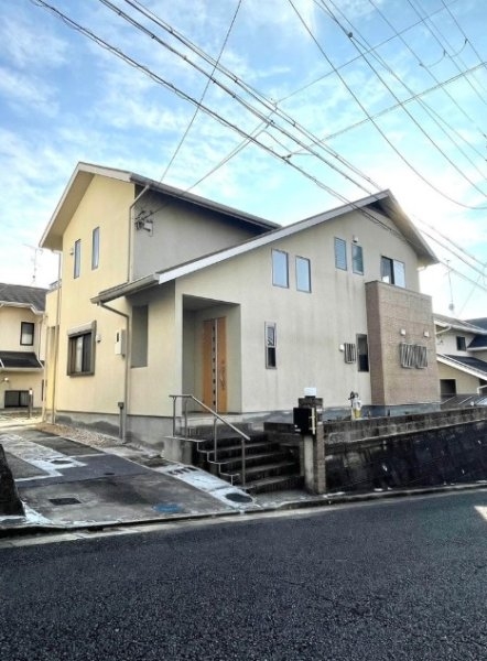 川西市丸山台2丁目中古戸建