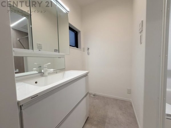 川西市南花屋敷1丁目新築一戸建て