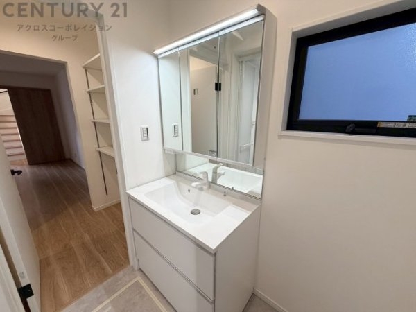 川西市南花屋敷1丁目新築一戸建て