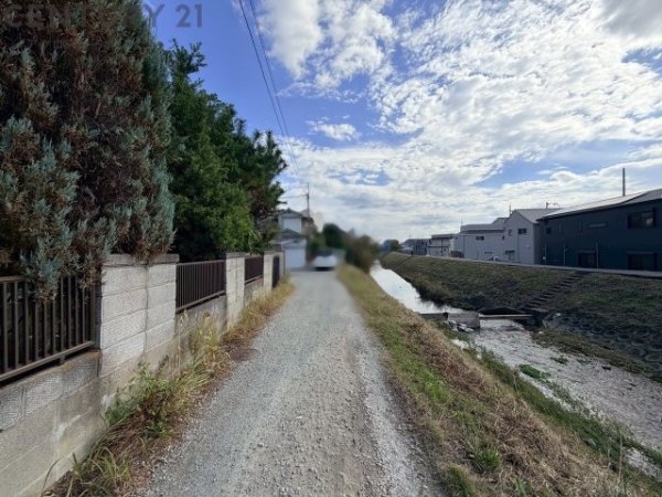 伊丹市鴻池３丁目の土地