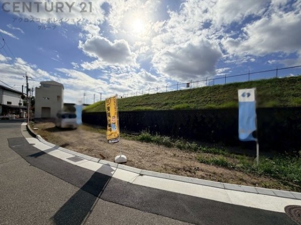 ライフエス山本駅前（建築条件無し土地】