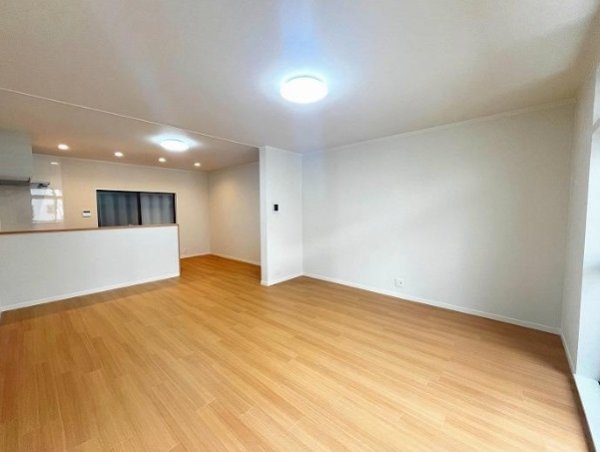 伊丹市荻野４丁目の中古一戸建て