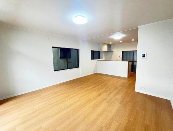 伊丹市荻野４丁目の中古一戸建て