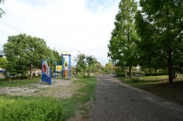 宝塚市山手台西２丁目の中古一戸建て(山手台西２丁目公園)