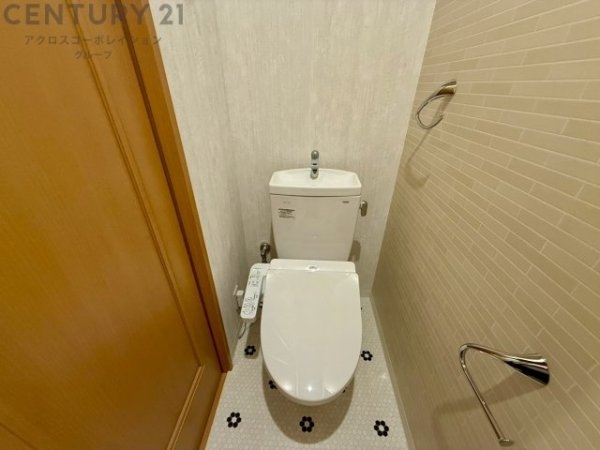 宝塚市宝梅３丁目の中古一戸建て