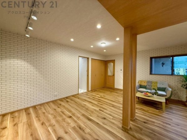 宝塚市宝梅３丁目の中古一戸建て