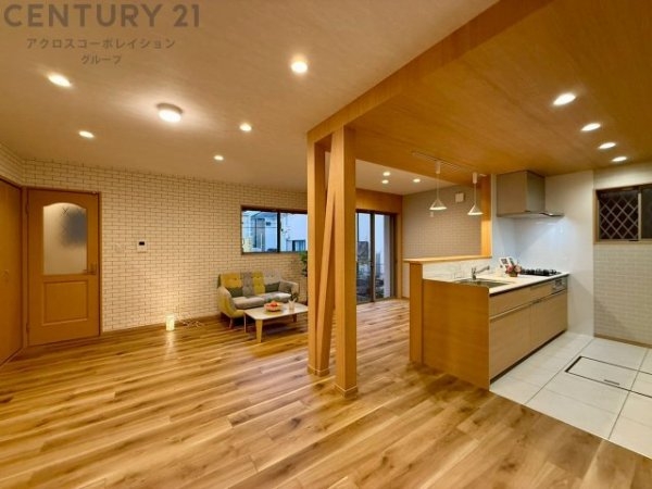 宝塚市宝梅３丁目の中古一戸建て