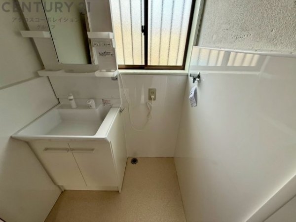 川西市新田３丁目の中古一戸建て