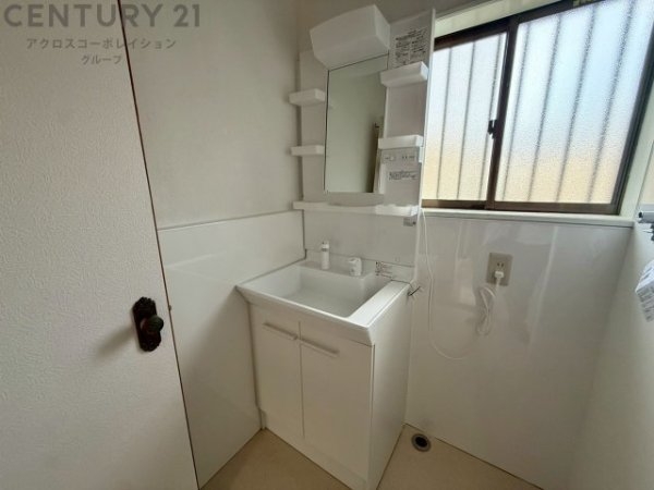 川西市新田３丁目の中古一戸建て