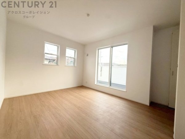 ファーストタウン川西市第3けやき坂