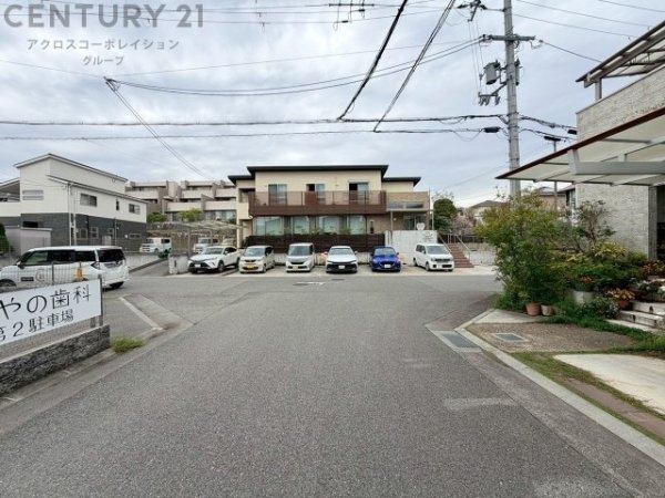 川辺郡猪名川町若葉２丁目中古戸建