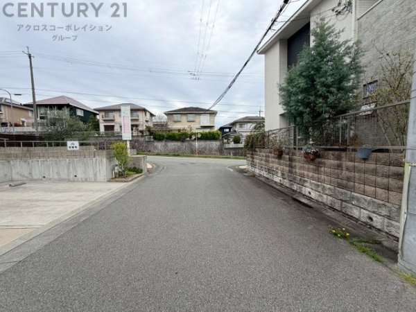 川辺郡猪名川町若葉２丁目中古戸建