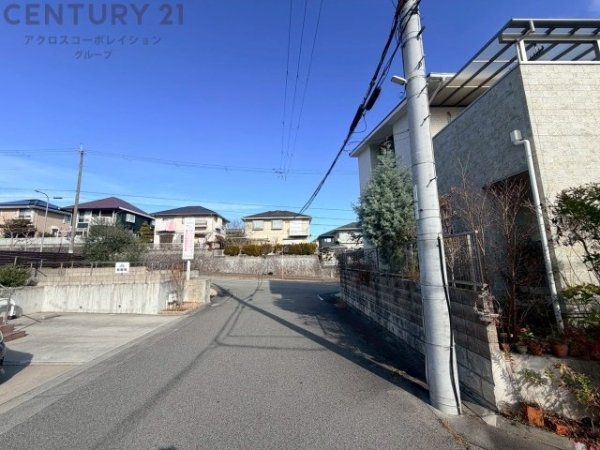 川辺郡猪名川町若葉２丁目の中古一戸建て