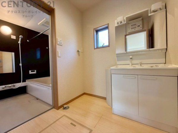 宝塚市山本丸橋３丁目の中古一戸建て