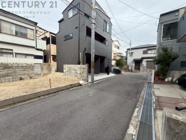 伊丹市昆陽３丁目の土地