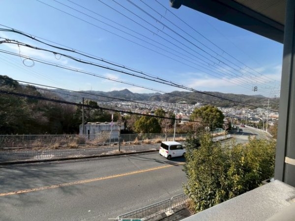 川西市萩原台西３丁目の中古一戸建て