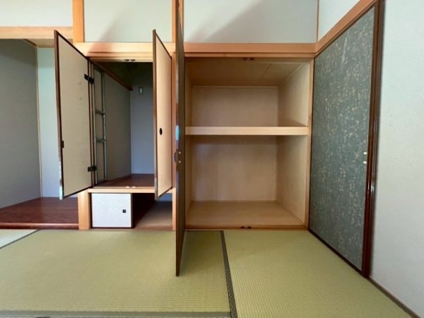 川西市萩原台西３丁目の中古一戸建て