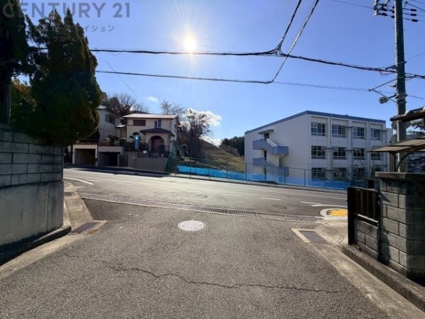 川西市見野１丁目中古戸建