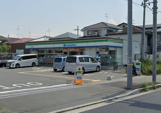 伊丹市松ヶ丘4丁目新築一戸建て(ファミリーマート伊丹中野東店)
