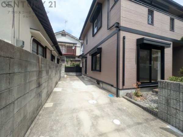 宝塚市南ひばりガ丘１丁目の中古一戸建て