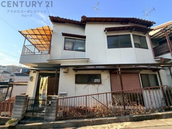 川西市錦松台中古テラスハウス