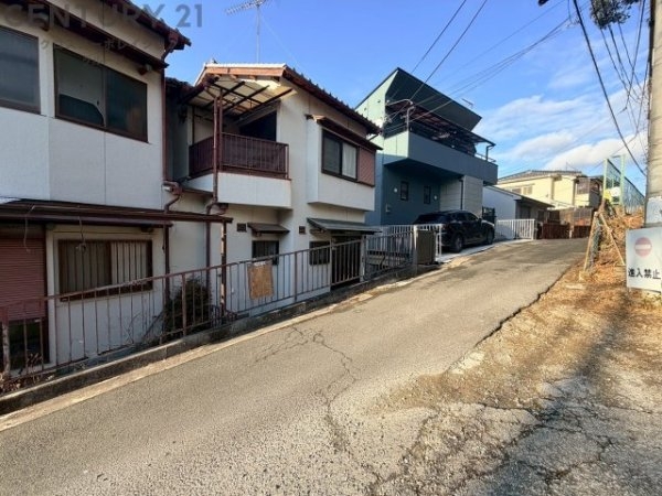 川西市錦松台中古テラスハウス
