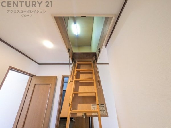 伊丹市寺本５丁目の中古一戸建て