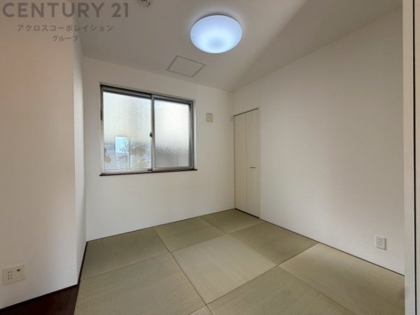 宝塚市山手台東５丁目の中古一戸建て