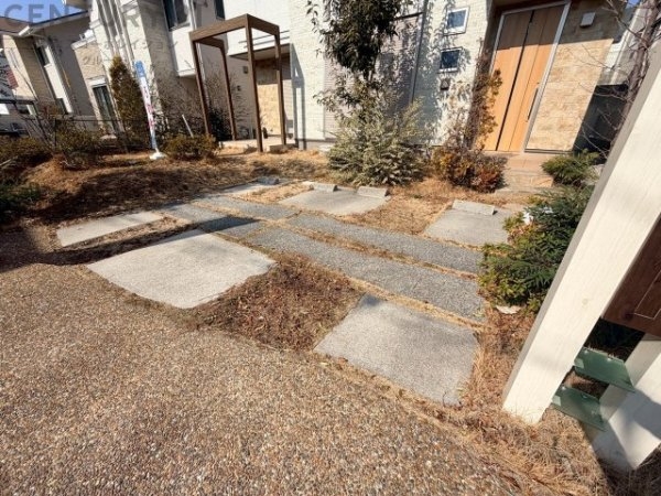 宝塚市山手台東５丁目の中古一戸建て