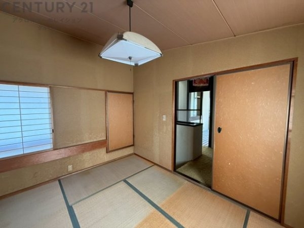 川西市萩原台西３丁目の中古一戸建て