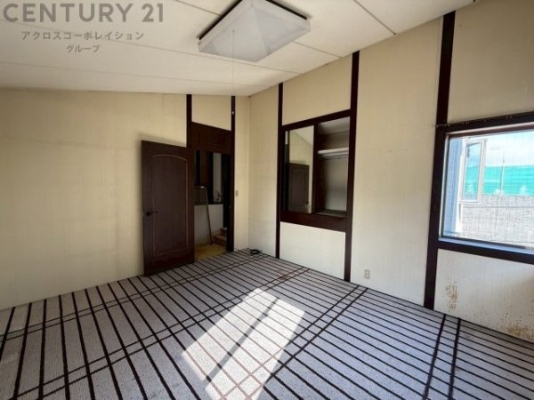 川西市萩原台西３丁目の中古一戸建て
