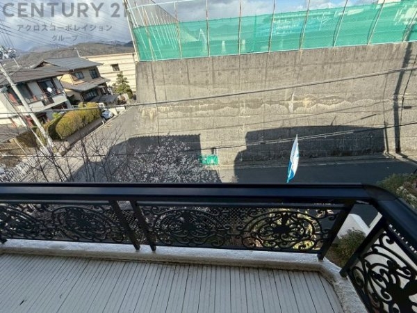 川西市萩原台西３丁目の中古一戸建て