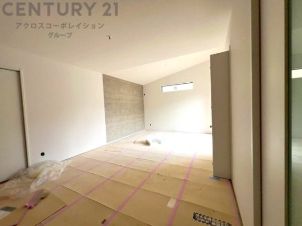 グラファーレ川西市清和台西２期　全１棟