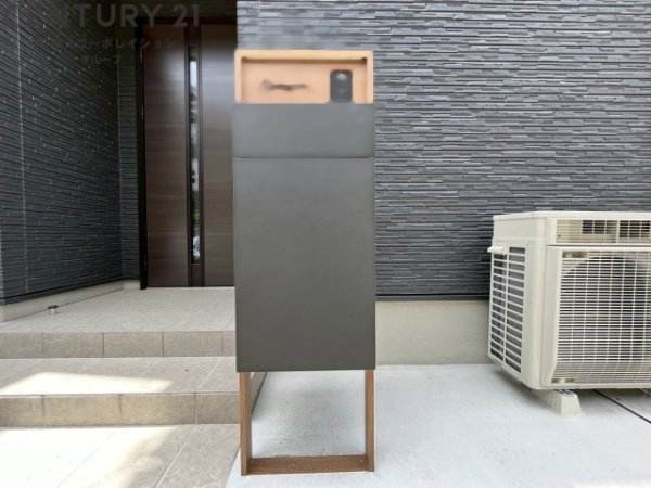 川西市南花屋敷１丁目の中古一戸建て