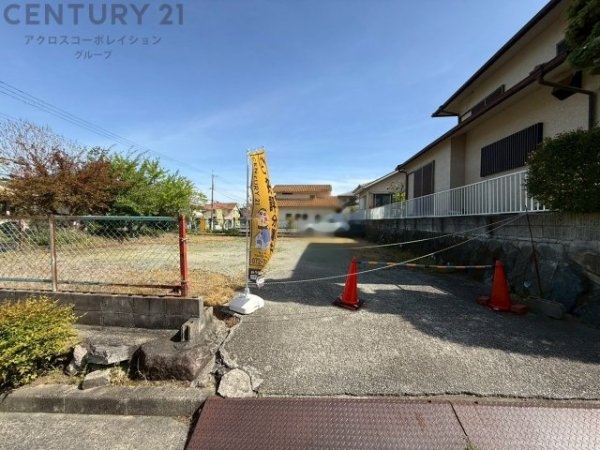 川西市清和台西3丁目売り土地