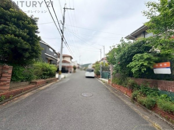 川西市けやき坂２丁目の中古一戸建て