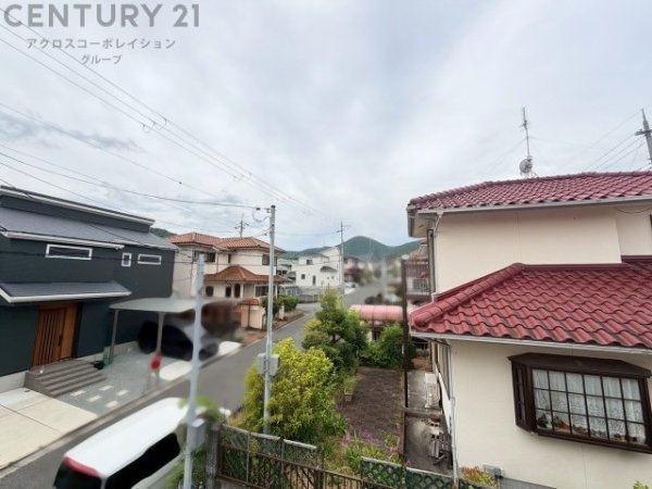 川西市けやき坂２丁目の中古一戸建て