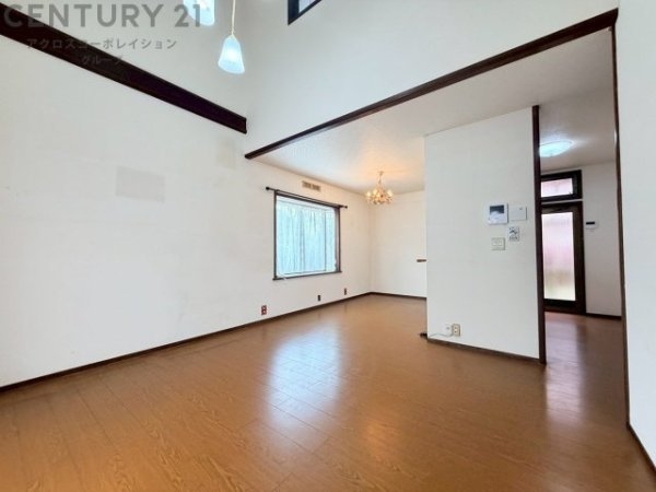 川西市けやき坂２丁目の中古一戸建て