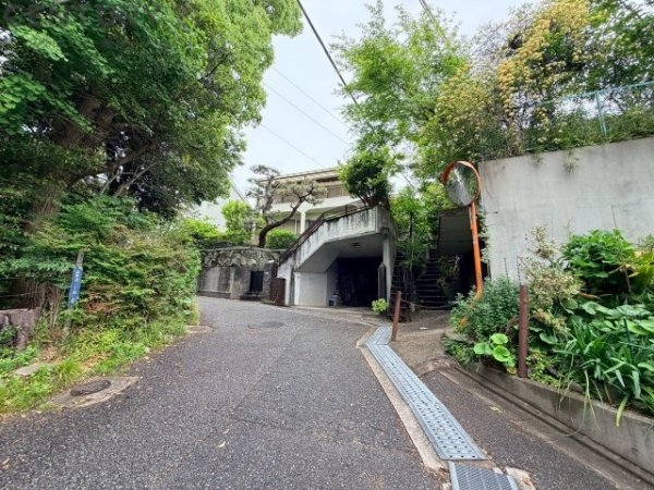 宝塚市山本西１丁目の土地
