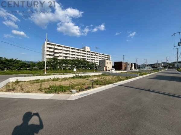 ファーストタウン川西市第6清和台東【土地】