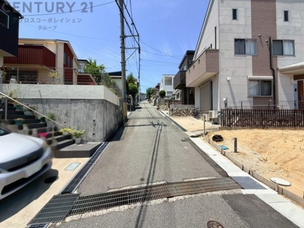 川西市萩原３丁目の土地