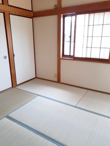 川西市錦松台の中古一戸建て