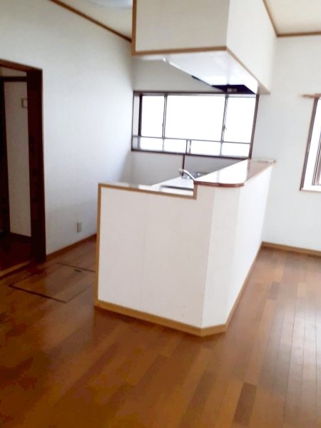 川西市錦松台の中古一戸建て